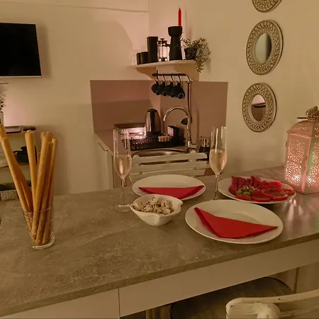 Apartment Square Nine