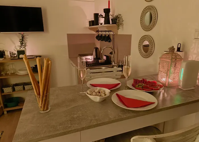 Apartment Square Nine