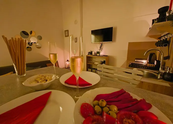 Square Nine Apartment